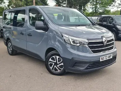 Używany Renault Trafic Business 2023 Szary Minivan