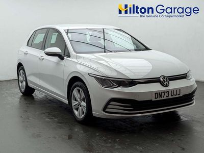 Used VW Golf VIII Life 110 HP (80 kW) 2023 White Hatchback