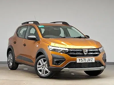 Used Dacia Sandero Essentiel 91 HP (66 kW) 2022 Orange Hatchback