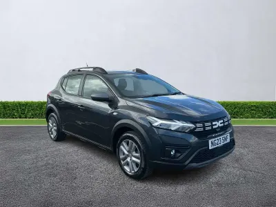 Begagnad Dacia Sandero Expression 2023 Grå Halvkombi