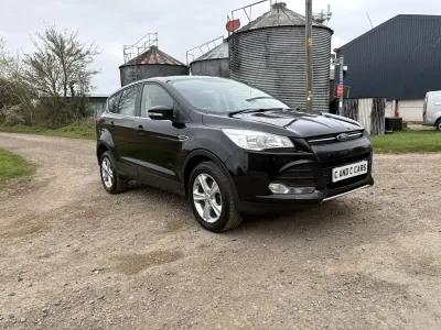 Second-hand Ford Kuga Zetec 2015 Negru SUV