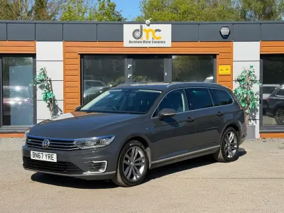 Begagnad VW Passat GTE 218 HK (160 kW) 2017 Grå Kombi
