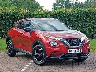 Used Nissan Juke N-Connecta 114 HP (83 kW) 2023 Red SUV
