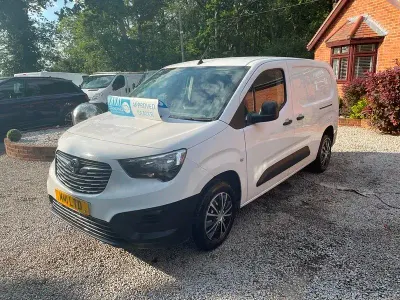 Gebraucht Vauxhall Combo Edition 2019 Weiß Van / Kleinbus