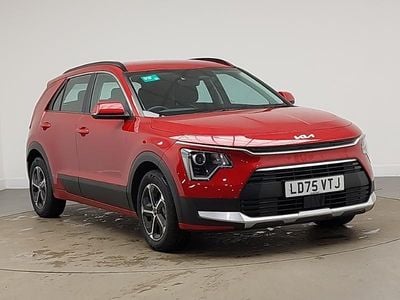 Used Kia Niro 168 HP (123 kW) 2025 Red SUV