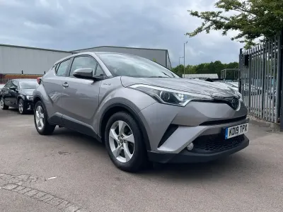 Used Toyota C-HR 122 HP (89 kW) 2019 Silver SUV