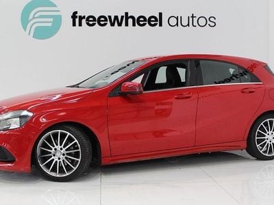 Begagnad Mercedes A200 AMG line 136 HK (100 kW) 2017 Röd Halvkombi