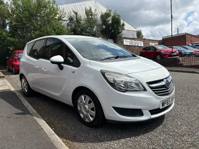 Used Vauxhall Meriva 136 HP (100 kW) 2015 White MPV