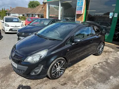 Used Vauxhall Corsa Edition 100 HP (73 kW) 2013 Black Hatchback