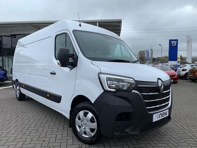 White Used 2024 Renault Master Van | £17,995