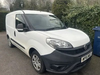 Used Fiat Doblò 90 HP (66 kW) 2015 White MPV