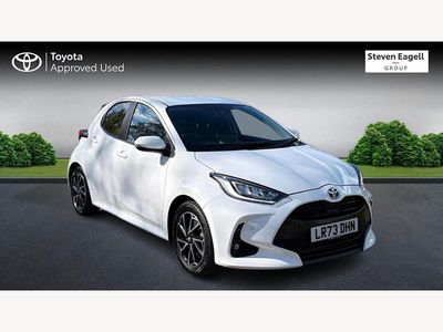 Used Toyota Yaris Hybrid Design 2023 White Hatchback