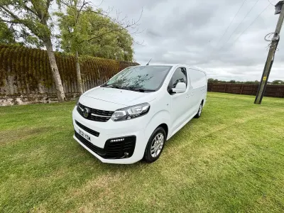 Used Vauxhall Vivaro Sportive 100 HP (73 kW) 2021 White MPV