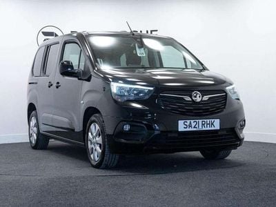 Used Vauxhall Combo S 130 HP (95 kW) 2021 Black MPV