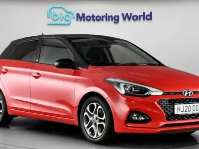 Used Hyundai i20 101 HP (74 kW) 2020 Red Hatchback