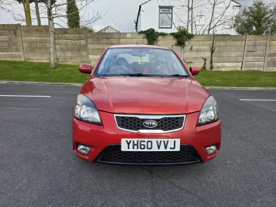 Used Kia Rio 2010 Red Hatchback