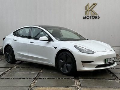 White Used 2021 Tesla Model 3 Standard Range Sedan | £14,300 (Fair price)
