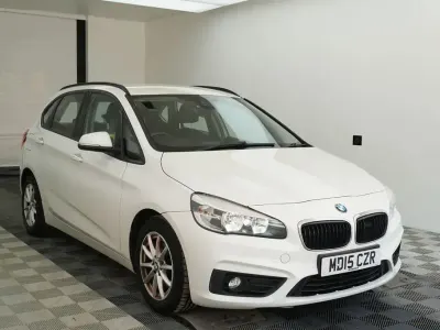 Usado BMW 216 Active Tourer Performance 116 CV (85 kW) 2015 Blanco Monovolumen