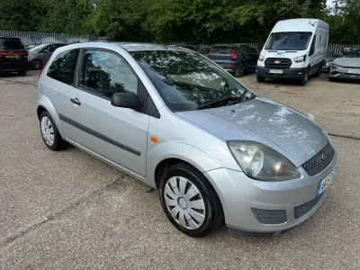 Used Ford Fiesta Style 75 HP (55 kW) 2007 Silver Hatchback