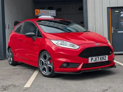 Used Ford Fiesta ST 182 HP (133 kW) 2017 Red Hatchback