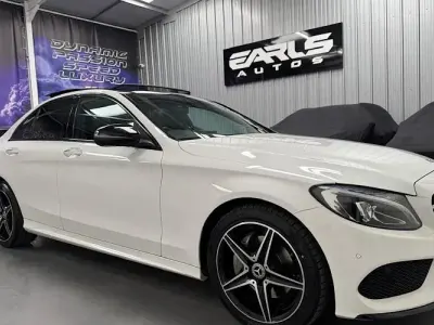 Used Mercedes C220 AMG Line Premium Plus 170 HP (125 kW) 2017 White Sedan