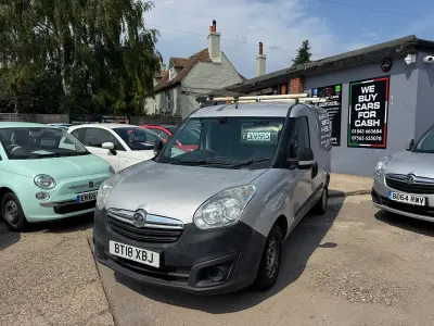 Used Vauxhall Combo 95 HP (69 kW) 2018 Silver MPV