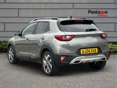 Used Kia Stonic GT-Line S 100 HP (73 kW) 2024 Grey SUV