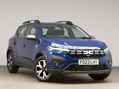 Używany Dacia Sandero Journey 91 KM (66 kW) 2023 Niebieski Hatchback