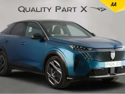 Used Peugeot e-3008 GT 154 kW (210 HP) 2024 Blue SUV