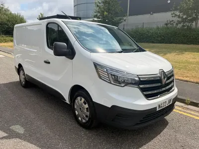 Used Renault Trafic Business 130 HP (95 kW) 2023 White MPV