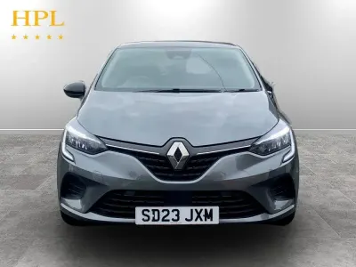 Used Renault Clio V Evolution 145 HP (106 kW) 2023 Grey Hatchback