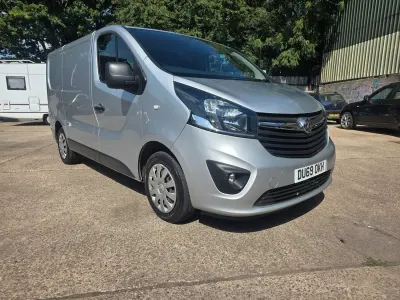 Used Vauxhall Vivaro Sportive 125 HP (91 kW) 2019 Silver MPV