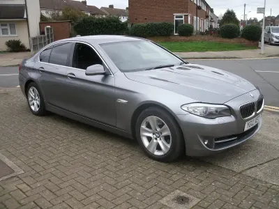 Begagnad BMW 520 Efficient Dynamics 2012 Grå Sedan