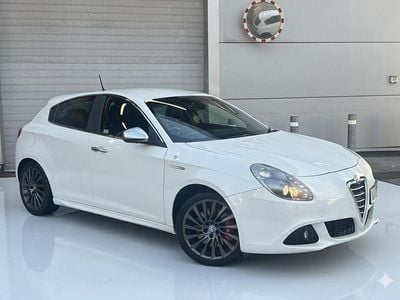 White Used 2012 Alfa Romeo Giulietta Hatchback | £3,990 (Good price)