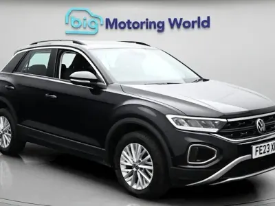 Usado VW T-Roc S 110 HP (80 kW) 2023 Preto SUV