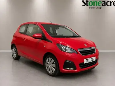 Used Peugeot 108 Active 72 HP (52 kW) 2021 Red Hatchback