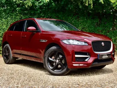 Used Jaguar F-Pace R-Sport 180 HP (132 kW) 2016 Red SUV