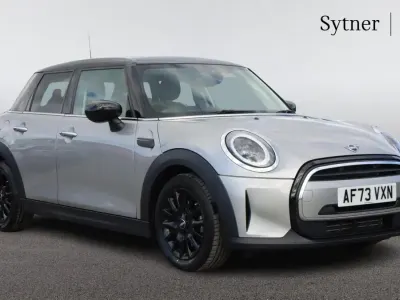 Used Mini Cooper Classic 134 HP (98 kW) 2023 Silver Hatchback
