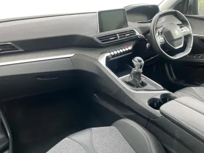 Used Peugeot 5008