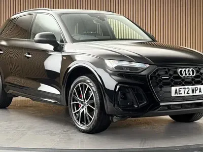 Used Audi Q5 Comfort 265 HP (194 kW) 2022 Mythos black metallic/mythos black metallic SUV