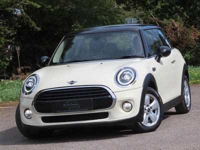 Used Mini Cooper Classic 2019 White Hatchback
