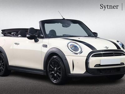 Used Mini Cooper Classic 134 HP (98 kW) 2022 White Hatchback