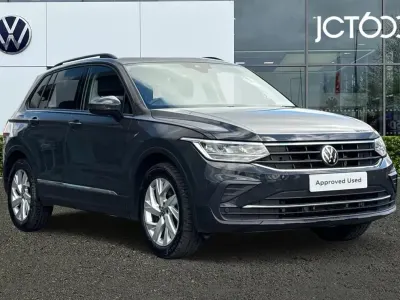 Used VW Tiguan Life 150 HP (110 kW) 2023 Grey SUV