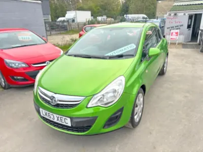 Used Vauxhall Corsa 90 HP (66 kW) 2013 Green Hatchback
