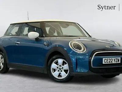 Used Mini Cooper Classic 134 HP (98 kW) 2022 Blue Hatchback
