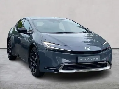 Ny Toyota Prius 199 HK (146 kW) 2026 Grå Halvkombi