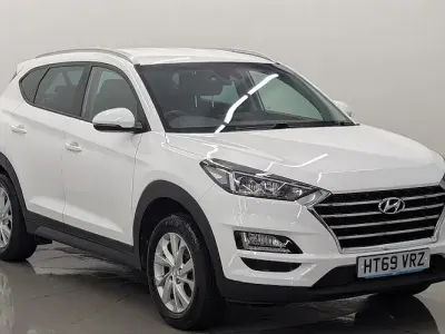 Used Hyundai Tucson SE 132 HP (97 kW) 2020 White SUV
