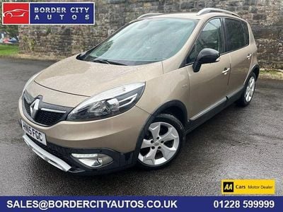 Used Renault Scénic III Dynamique 110 HP (80 kW) 2015 Beige MPV