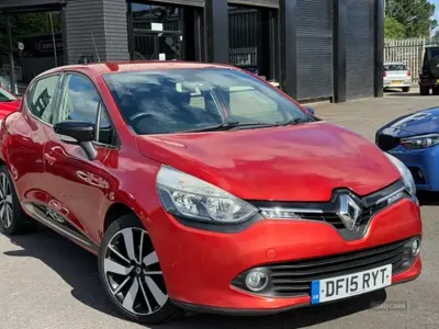 Used Renault Clio Dynamique 90 HP (66 kW) 2015 Hatchback