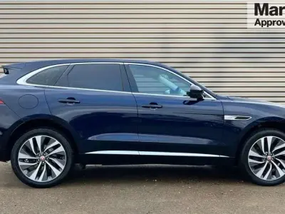 Begagnad Jaguar F-Pace 200 HK (147 kW) 2021 Blå SUV